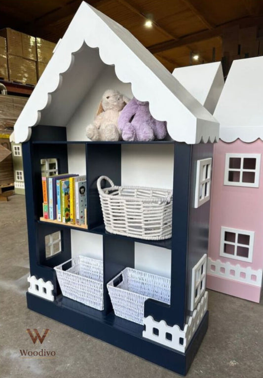 Doll House and Signature Cottage